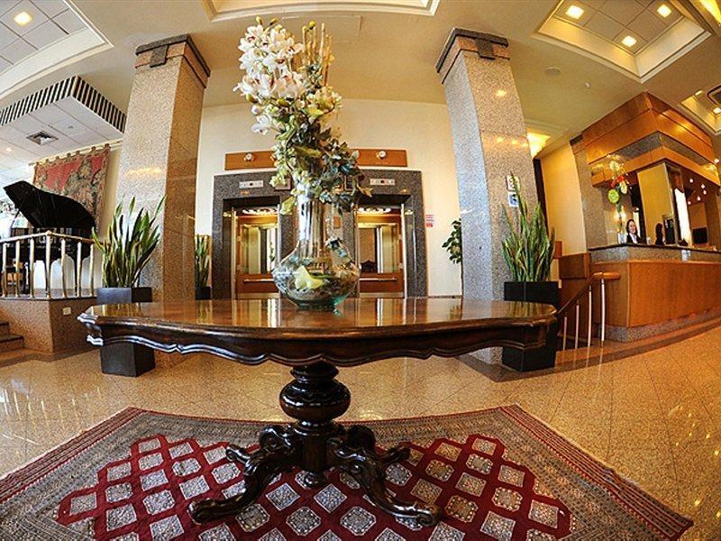 The Diplomat Hotel Sliema Interior foto